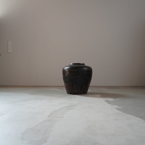 Beautiful black pot